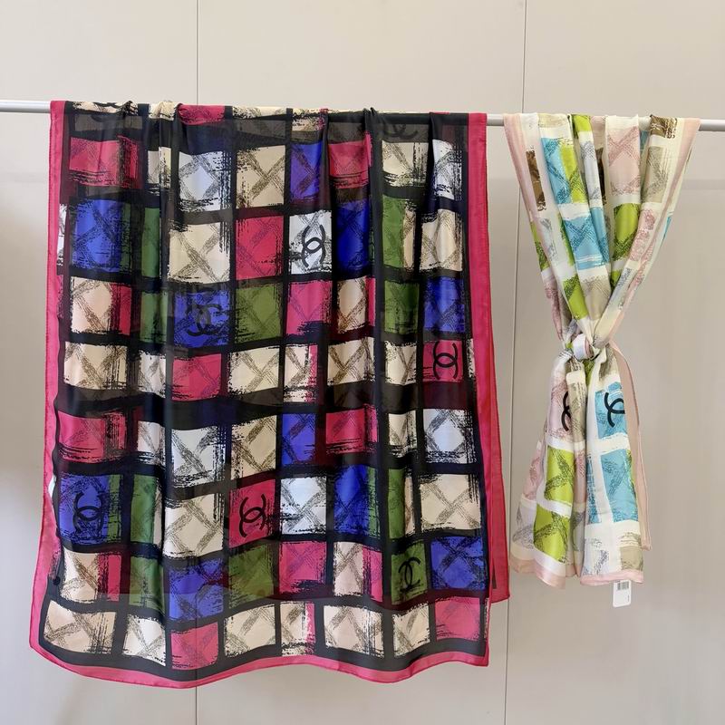 Chanel silk scarf 90-180cm E032946